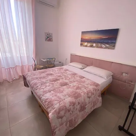 Bed & Breakfast Campo Di Marte Neapel